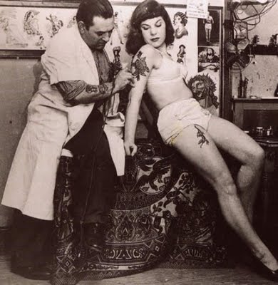 Vintage tattoos is the term we usually give to traditional tattoos in the